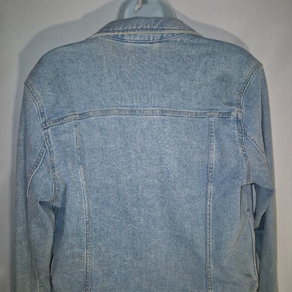 H&M classic Denim Jacket with metal buttons in size Medium - Picture 11 of 15